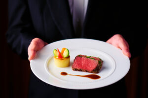 ＼ 2026年12月までに実施 ／会食・直近プラン《10大特典付き》